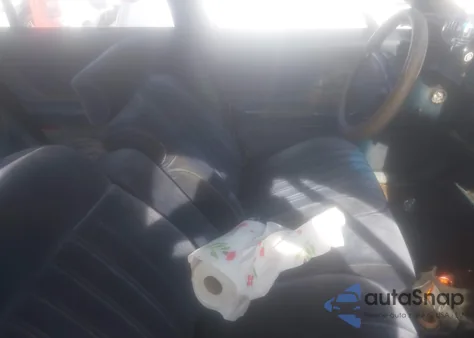 1993 Oldsmobile 88 Royale z USA, uszkodzony, nr VIN 1G3HN53L0PH350263